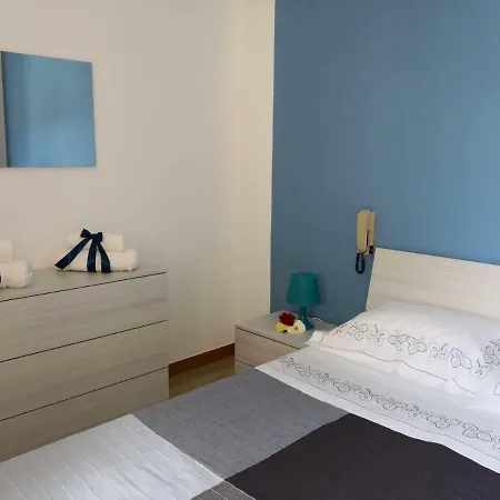 Casa Vacanza Sole & Sale Apartment